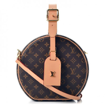 LOUIS VUITTON Monogram 'Boite Chapeau'. Original Quality Bag including gift box, care book, dust bag, authenticity card. Small yet practical, the iconic hatbox, LOUIS VUITTON Monogram Boite Chapeau is re-imagined as an adorable day-to-evening bag. | CRIS&COCO Authentic Quality bags and Accessories