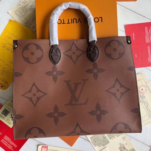 LOUIS VUITTON Onthego Monogram Tote Bag. Original Quality Bag. LOUIS VUITTON Sales Box and Dust Bag. Booklet, Authenticity Card, Payment Slip. The aptly named Onthego tote bag goes shopping, to work or off for the weekend. With its ample capacity and oversized Monogram motif (contrasted with Mini Monogram trim), this modern carryall makes a punchy fashion statement. Articulated Toron handles, and two shoulder straps ensure a comfortable carry, all day long. | CRIS&COCO | High quality designer bag and authentic luxury Accessories