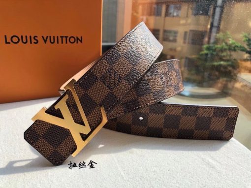 LV Initiales Belt 40 mm. Original Quality Belt including gift box, care book, dust bag, authenticity card. This LV Initiales 40mm Reversible Belt combines plain calf leather with the House’s iconic Damier Cobalt canvas to supply a choice of styles. The plain leather side is perfect for business occasions, while the reverse’s Damier or Monogram canvas creates a more urban feel. | CRIS&COCO Authentic Quality Designer Bags and Luxury Accessories