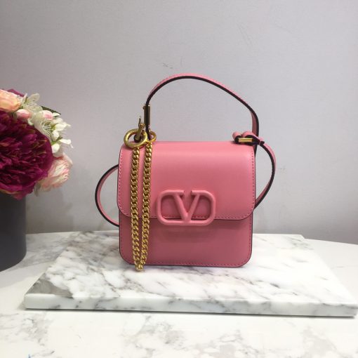 Valentino Garavani VSLING leather shoulder bag.