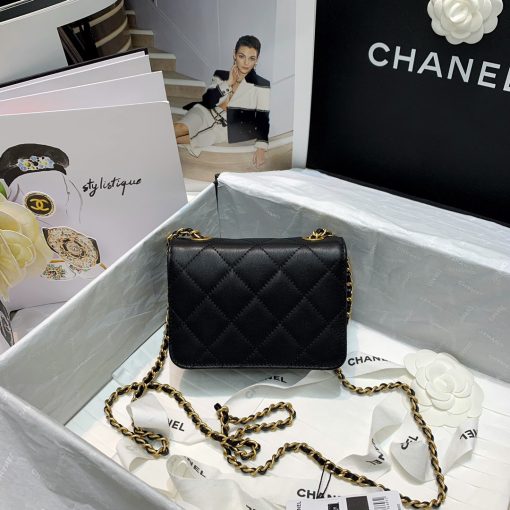 CHANEL Small Flap Bag with Crystal Pearls and Resin. Original Quality Bag including gift box, care book, dust bag, authenticity card. Chanel has introduced the Small Flap Bag in a bejeweled variant at Fall-Winter 2020/21 season. The bag is subtly blingy featuring faux pearls and Chanel’s Gripoix (poured glass jewels) on the clasp. | CRIS&COCO Authentic Quality Designer Bags and Luxury Accessories