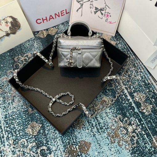 CHANEL Extra Small Vanity with Chain