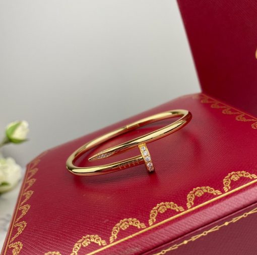 CARTIER Juste Un Clou Bracelet.