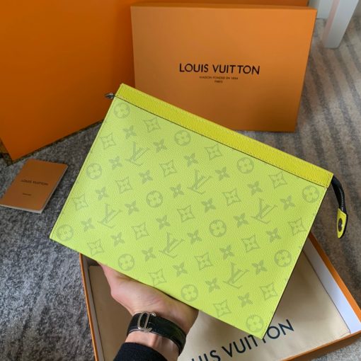 LOUIS VUITTON Pochette Voyage