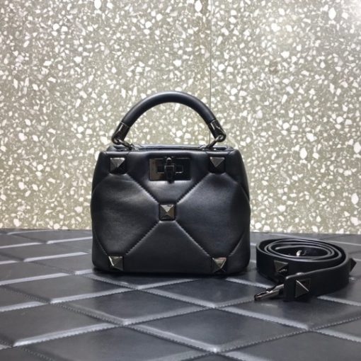 VALENTINO GARAVANI Roman Stud the Handle Bag.