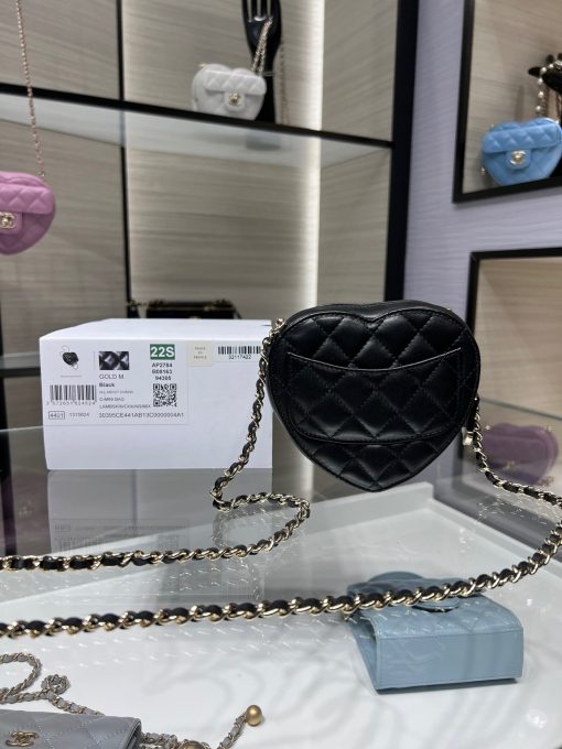 CHANEL Heart Clutch With Chain