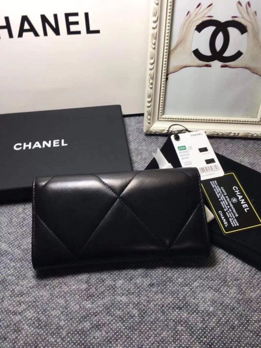 CHANEL 19 Long Flap Wallet.