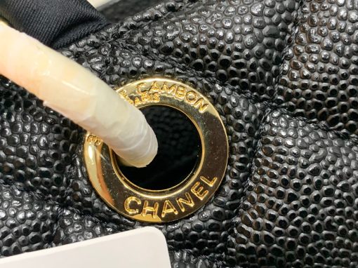 CHANEL Grand Shopping Tote (GST).