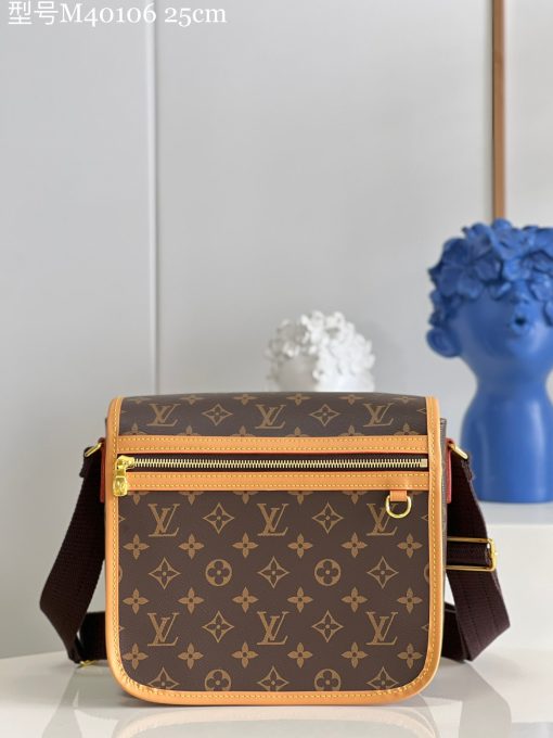 LOUIS VUITTON Bosphore PM Messenger Bag .