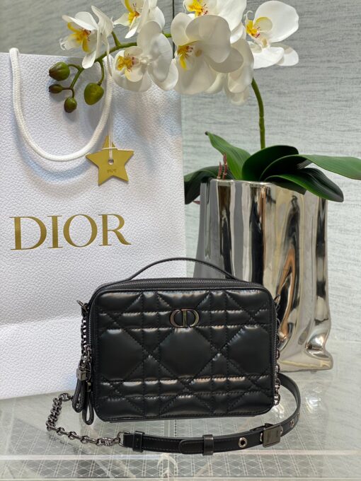 DIOR Caro Box Bag With Chain. Original Quality Bag including gift box, care book, dust bag, authenticity card. Maria Grazia Chiuri's Dior Caro box bag with chain is a modern creation. Crafted in calfskin, it stands out with a unique Macrocannage quilted effect and a spacious compartment, including three card slots, to accommodate all the daily essentials. The removable chain strap features a leather insert for comfortable and adjustable wear, either over the shoulder or crossbody, while the handle allows it to be carried by hand. | CRIS&COCO Authentic Quality Designer Bag and Luxury Accessories