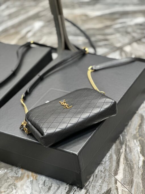 SAINT LAURENT Gaby Chain Pouch. Original Quality Bag including gift box, care book, dust bag, authenticity card. Crafted from lambskin leather this Gaby zipped pouch decorated with the Cassandre and Carré-quilted overstitching. | CRIS&COCO Authentic Quality Designer Bag and Luxury Accessories