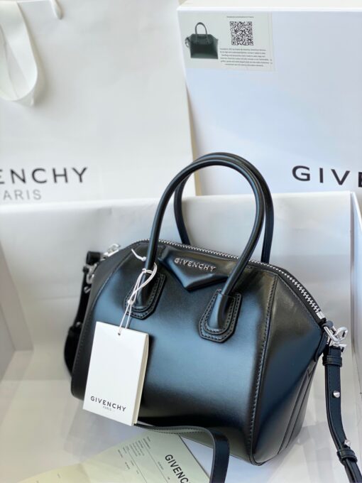 GIVENCHY Small Antigona Bag. Original Quality Wallet including gift box, care book, dust bag, authenticity card. One of the finest in detailed finished handbag ever. The style is so smooth that anyone would recognize you are carrying a top quality handbag. Just like the Nightingale, Givenchy don’t need to scream for any attention, it’s the most humble bag, a simple logo name on the front will do. But then again, the Givenchy Antigona bag is already famous, is already timeless and recognize as a classic. The structure of the bag from the inside is rather simple, but organized. You can easily find your essentials and take it out. For the convenience, Givenchy made an internal zip and patch pocket for your wallet and your phone. | CRIS&COCO Authentic Quality Designer Bags and Luxury Accessories