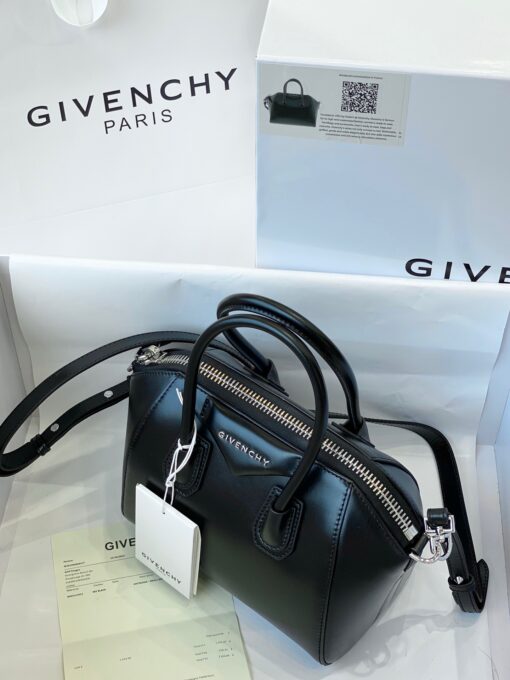 GIVENCHY Small Antigona Bag. Original Quality Wallet including gift box, care book, dust bag, authenticity card. One of the finest in detailed finished handbag ever. The style is so smooth that anyone would recognize you are carrying a top quality handbag. Just like the Nightingale, Givenchy don’t need to scream for any attention, it’s the most humble bag, a simple logo name on the front will do. But then again, the Givenchy Antigona bag is already famous, is already timeless and recognize as a classic. The structure of the bag from the inside is rather simple, but organized. You can easily find your essentials and take it out. For the convenience, Givenchy made an internal zip and patch pocket for your wallet and your phone. | CRIS&COCO Authentic Quality Designer Bags and Luxury Accessories