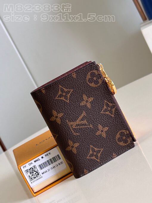 LOUIS VUITTON Lisa Wallet: Elevate Your Everyday with Effortless Elegance. The Lisa wallet showcases an exquisite blend of Monogram canvas adorned with a vibrant leather lining, making it a true testament to luxury and style. Designed with convenience in mind, this compact wallet effortlessly nestles into even the tiniest of bags or clutches, rendering it both practical and chic. What sets this wallet apart is its thoughtfully crafted gusseted coin pocket, embellished with the iconic LV Circle charm on the zipper pull. Delving further within, you'll discover a well-appointed interior featuring a spacious bill compartment, two versatile flat pockets, and four impeccably designed card slots. It's not just a wallet; it's a testament to the artistry of fashion and functionality.