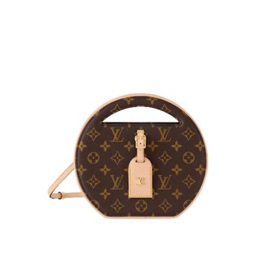 LOUIS VUITTON Around Me PM: Elegance in Every Circle. Crafted from Monogram-coated canvas, the Around Me bag draws inspiration from the House’s LV Circle signature, an emblem featured on Louis Vuitton storefronts and advertising since the 1920s. Debuted at the Spring-Summer 2024 Show, this perfectly circular bag boasts integrated handles, offering a minimalistic yet elegant appeal. Its petite size adds a touch of charming style.