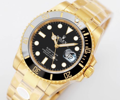 ROLEX Submariner. Best quality watch including gift box, literature, dust bag, authenticity card. Rolex presents Oyster Perpetual Submariner watch that exemplify the historic links between Rolex and the world of diving. This timepiece is highlighted by the light reflections from the case sides and lugs – and fitted on a remodeled bracelet. Water-resistant. Japanese movement.