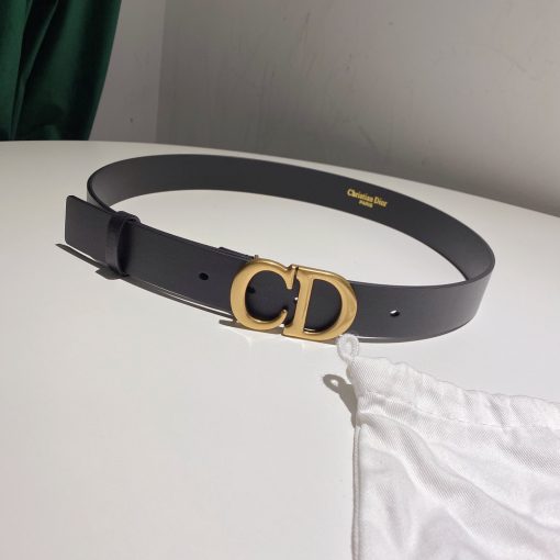 DIOR Saddle Belt. 'CD' buckle & a slim silhouette