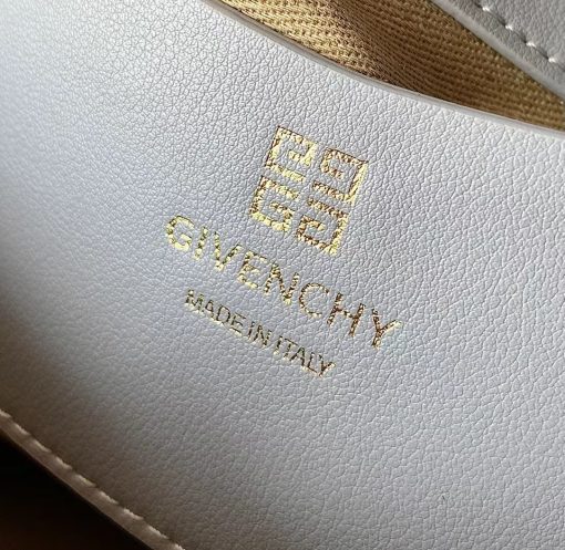 GIVENCHY Small 4G Soft Bag. Original Quality Wallet including gift box, care book, dust bag, authenticity card. Part of the brand's '4G Soft' line. Chic and classic, it's made from quilted leather that's buttery soft and has gleaming gold-tone '4G' hardware.