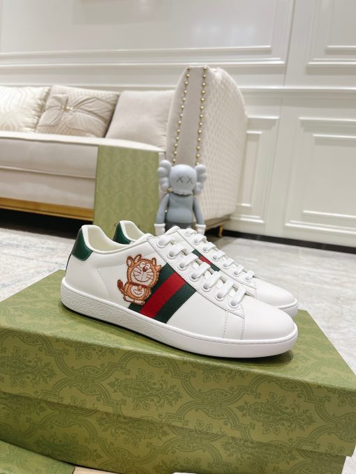 GUCCI Sneaker. Original Quality Sneaker including gift box, care book, dust bag, authenticity card. The classic low-top sneaker in leather with Web detail. These are so great that they would soon become a part of your every day wardrobe.