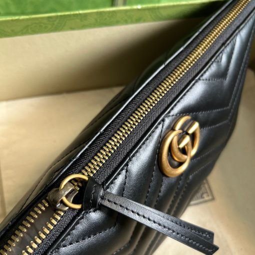 GUCCI GG Marmont Shoulder Bag. Original Quality Bag including gift box, care book, dust bag, authenticity card. The GG Marmont has become synonymous with the House, thanks to its recognizable matelassé fabric and Double G hardware. Continuously reinvented through the seasons, new shapes are introduced within this signature line, matching Gucci's contemporary vision. Presented here in chevron leather, it's further enriched with tonal details.