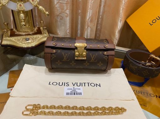 LOUIS VUITTON Papillon Trunk.