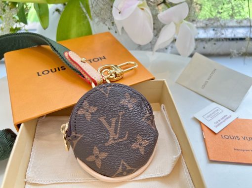 LOUIS VUITTON Multipochette Lanyard Key Holder.