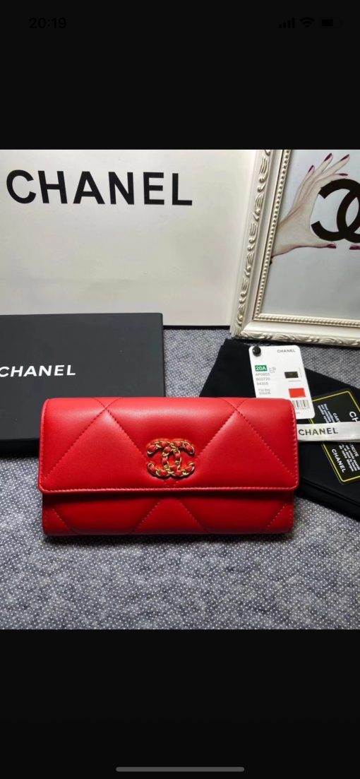 CHANEL 19 Long Flap Wallet.