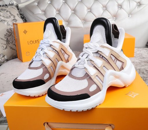 LOUIS VUITTON 'Archlight' Trainer. Original Quality Sneaker including gift box, care book, dust bag, authenticity card. This futuristic sneaker balances a springy wave-shaped outsole and an oversized tongue with a low cut around the ankle for a delicate, feminine touch.