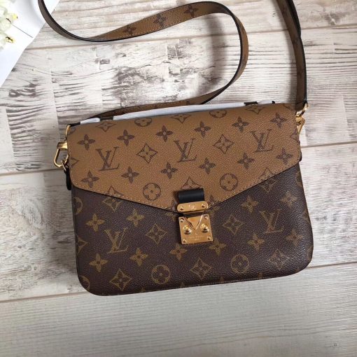 LOUIS VUITTON Pochette Métis Monogram Canvas Crossbody Bag. Original Quality Bag. Authentic monogram coated canvas. Gold-toned Hardware. LOUIS VUITTON Sales Box and Dust Bag. Booklet, Authenticity Card, Payment Slip. Elegance is personified in the petite shape of the Pochette Métis. Made of supple Monogram canvas, its compact dimensions open up to reveal many useful pockets and compartments.