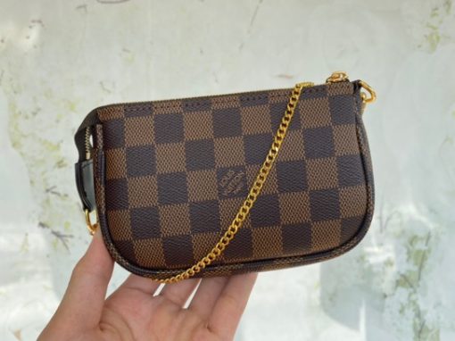 LOUIS VUITTON Mini Pochette Accessories