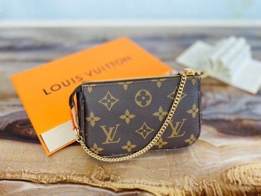 LOUIS VUITTON Mini Pochette Accessories