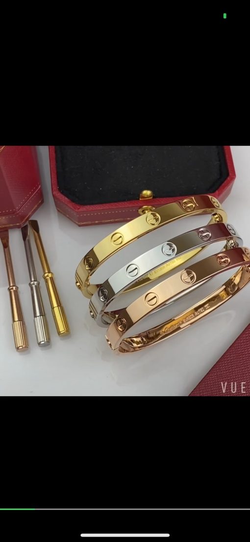 CARTIER Love Bracelet.