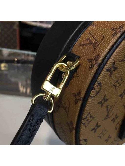 LOUIS VUITTON Monogram 'Boite Chapeau'. Original Quality Bag including gift box, care book, dust bag, authenticity card. Small yet practical, the iconic hatbox, LOUIS VUITTON Monogram Boite Chapeau is re-imagined as an adorable day-to-evening bag.