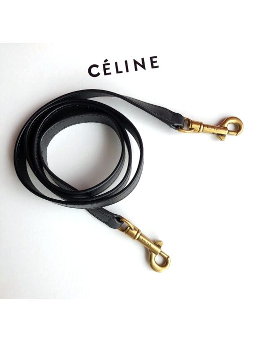 CELINE Luggage Nano. Original Quality Bag including gift box, care book, dust bag, authenticity card.  Nano luggage bag in calfskin with leather handles, a removable shoulder strap, and a zip closure. The bag has a zipped outer pocket on the front.