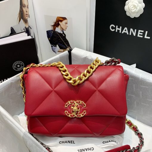 CHANEL '19' Flap Bag 2020