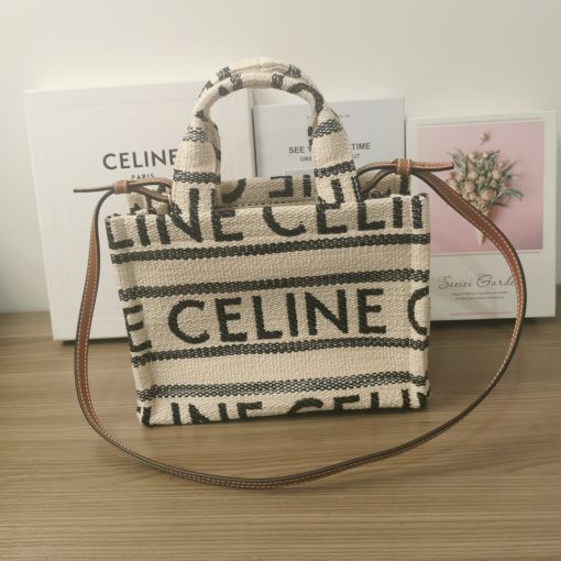 CELINE Small Cabas Thais In Textile. Original Quality Bag including gift box, care book, dust bag, authenticity card. Introducing a new Celine print, called ‘All Over’. These bags are adorned with the house’s logo all over the bag. They’re partly crafted from textile and calfskin.