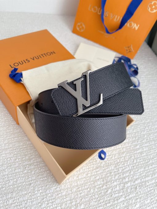 LOUIS VUITT0N LV Initiales 40mm Belt.