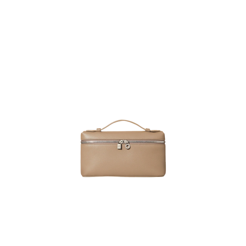 LORO PIANA Extra Pocket Pouch L 19. Elevate your essentials with exquisite luxury and timeless style. The Extra Pocket pouch is a perfect blend of opulent materials and a unique, minimalistic design. It caters to the needs of the contemporary, vibrant woman with its refined and practical layout. This adaptable accessory can function as a compact bag, offering convenience with its detachable shoulder strap and spacious opening. It allows you to effortlessly access all your essentials whenever needed. Meticulously crafted from sumptuous calfskin, its delicately hammered surface lends a captivating touch of luxury, boasting a naturally smooth texture and appearance.