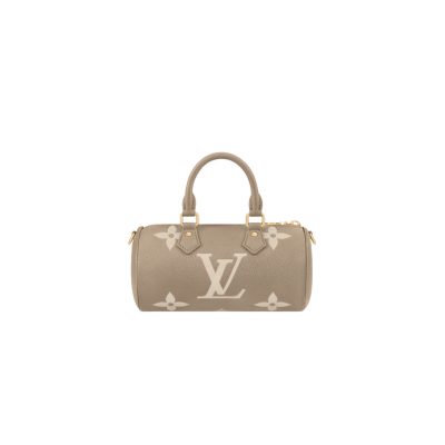 LOUIS VUITTON Papillon BB Bag. Original Quality Bag including gift box, care book, dust bag, authenticity card. The House’s historic Papillon bag is now offered in an adorable BB size. Crafted from Monogram Empreinte leather, this two-tone model features an oversized embossed motif and is accessorised with a cute matching coin purse. Fitted with a wide, removable jacquard strap and two classic Toron top handles, the bag can be carried in several stylish ways.