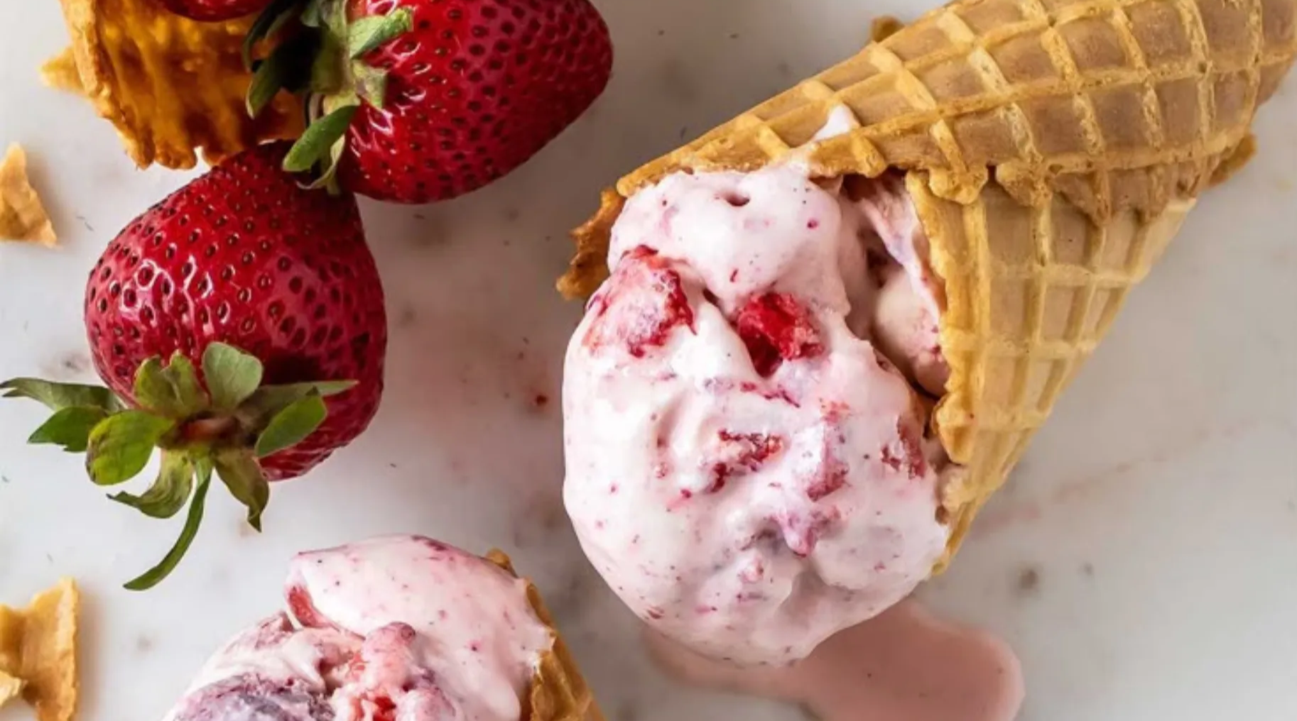 Rose on the tongue, jasmine in the air. DIOR turned ice cream into a love letter to femininity.