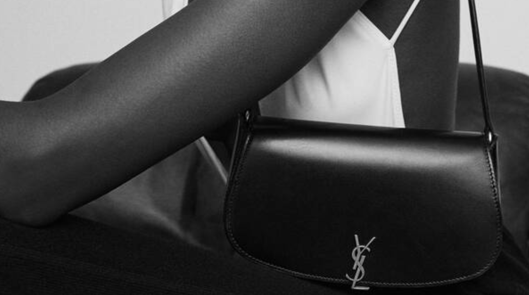 For nights when you perfect your eyeliner longer than you wear the bag. For nights when you perfect your eyeliner longer than you wear the bag.